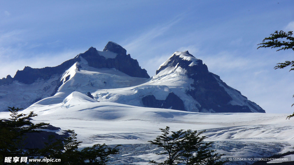 雪山高原