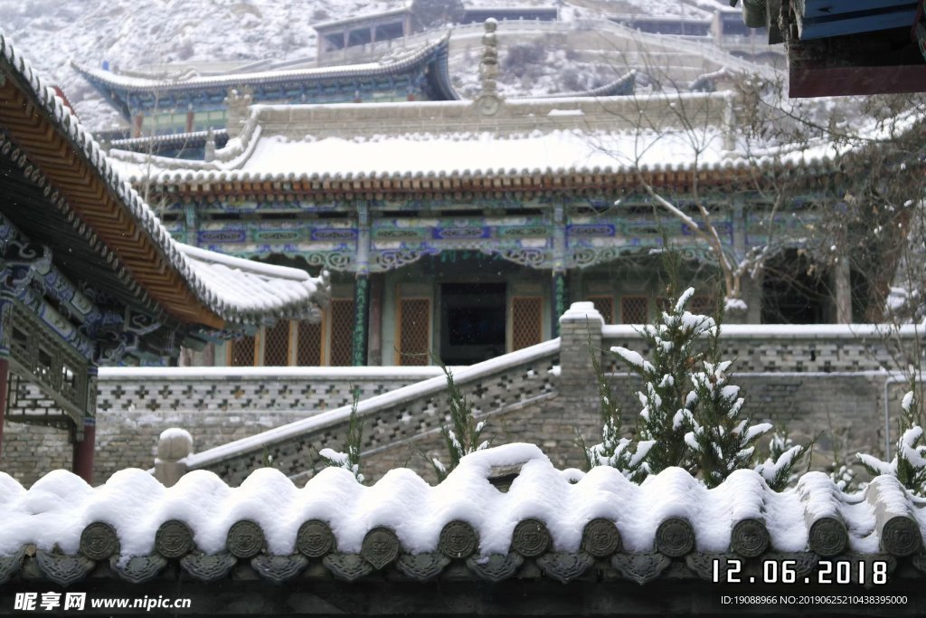 兰州五泉山雪景