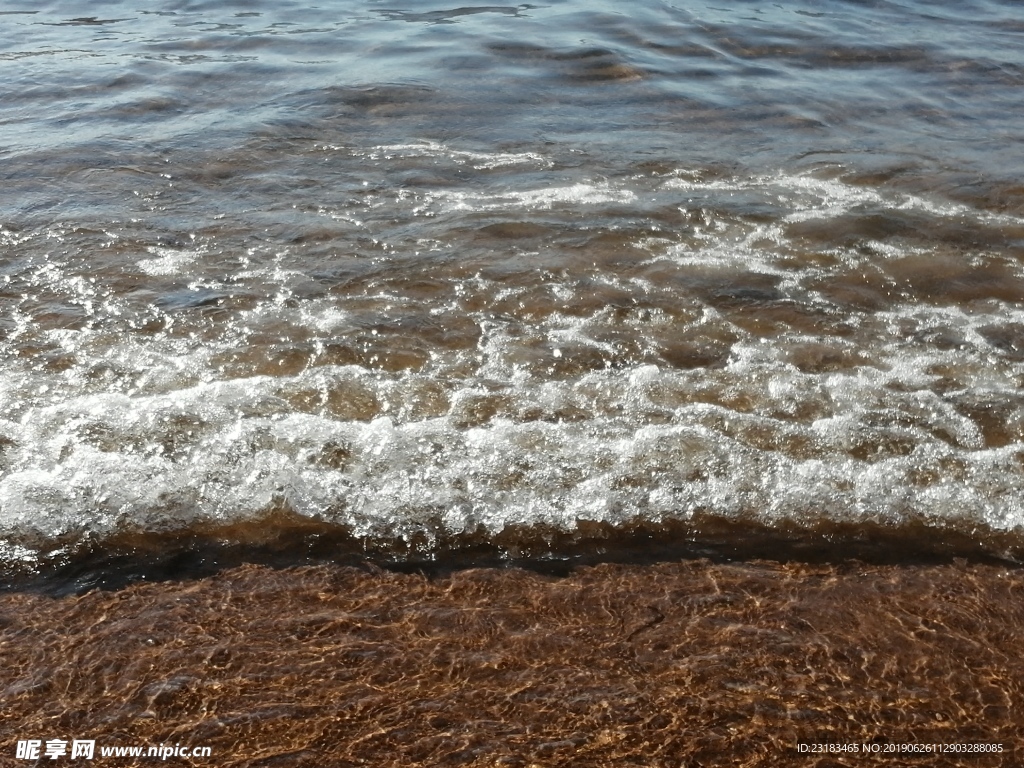 海浪 沙滩  浪花  海水