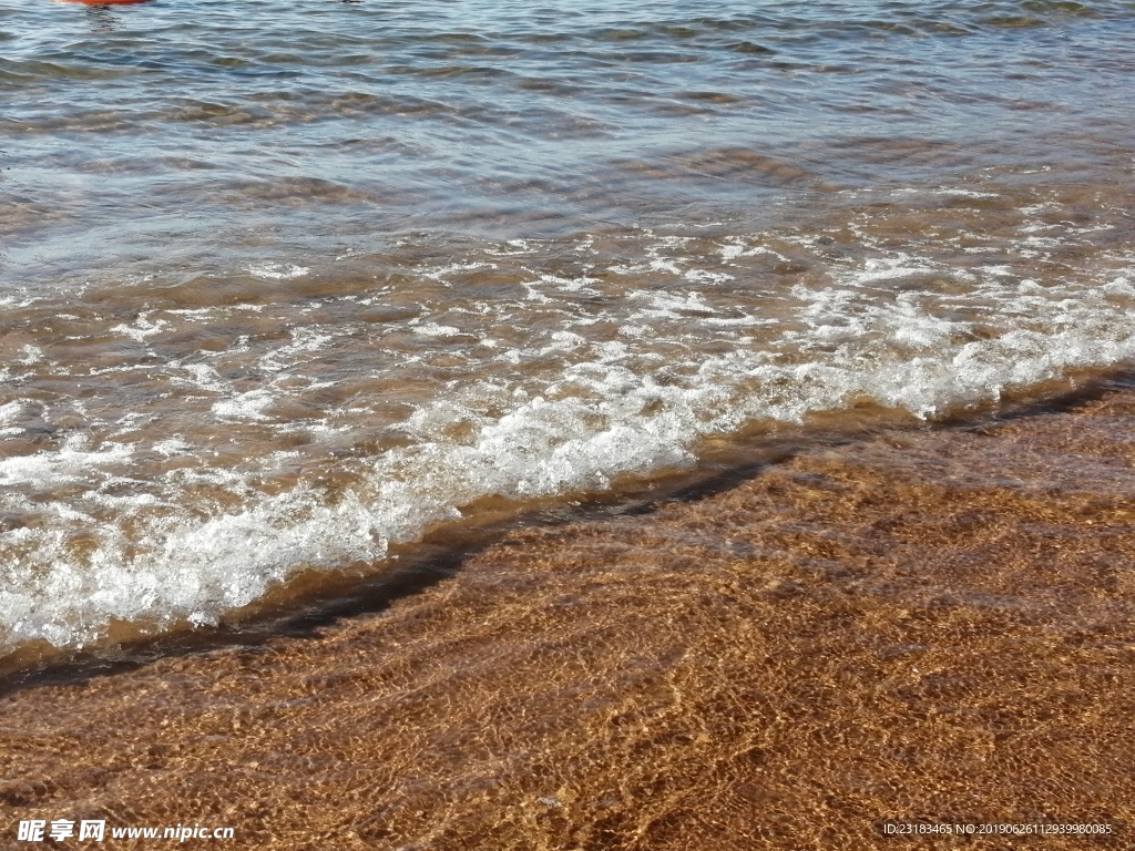 海浪 沙滩  浪花  海水