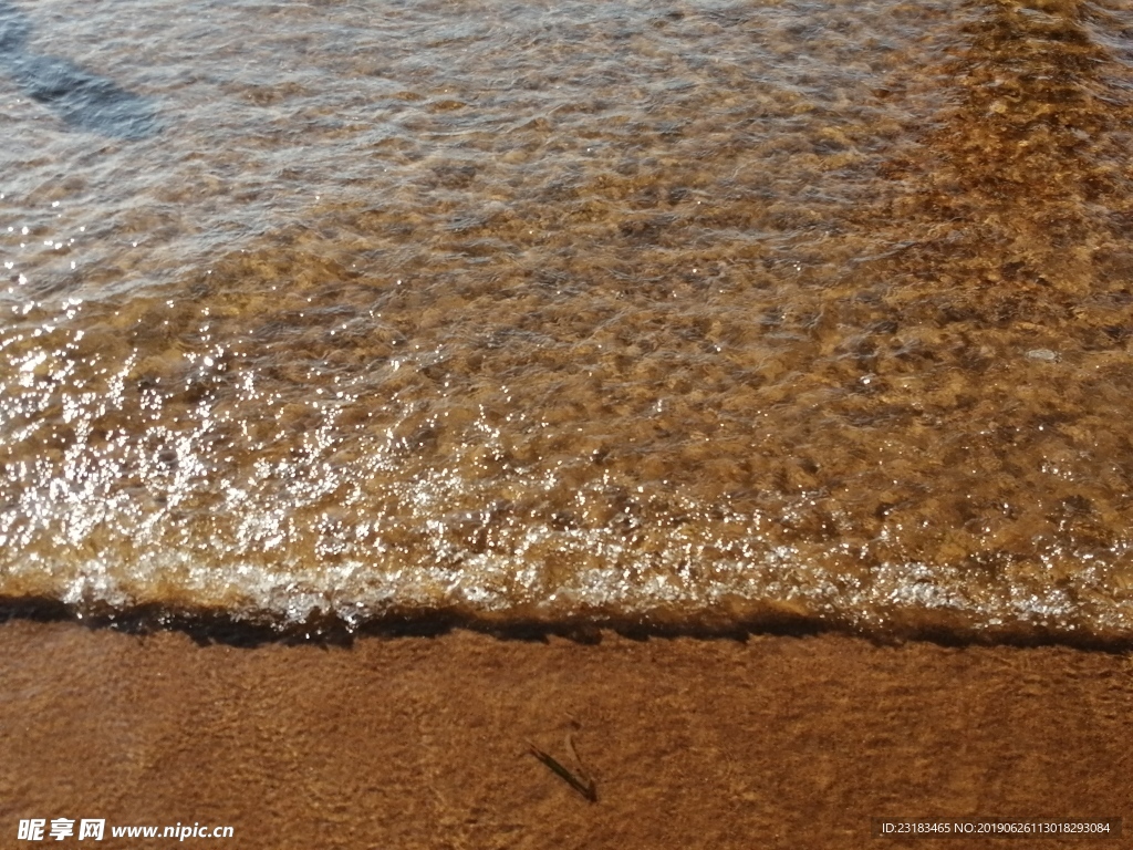 海浪 沙滩  浪花  海水