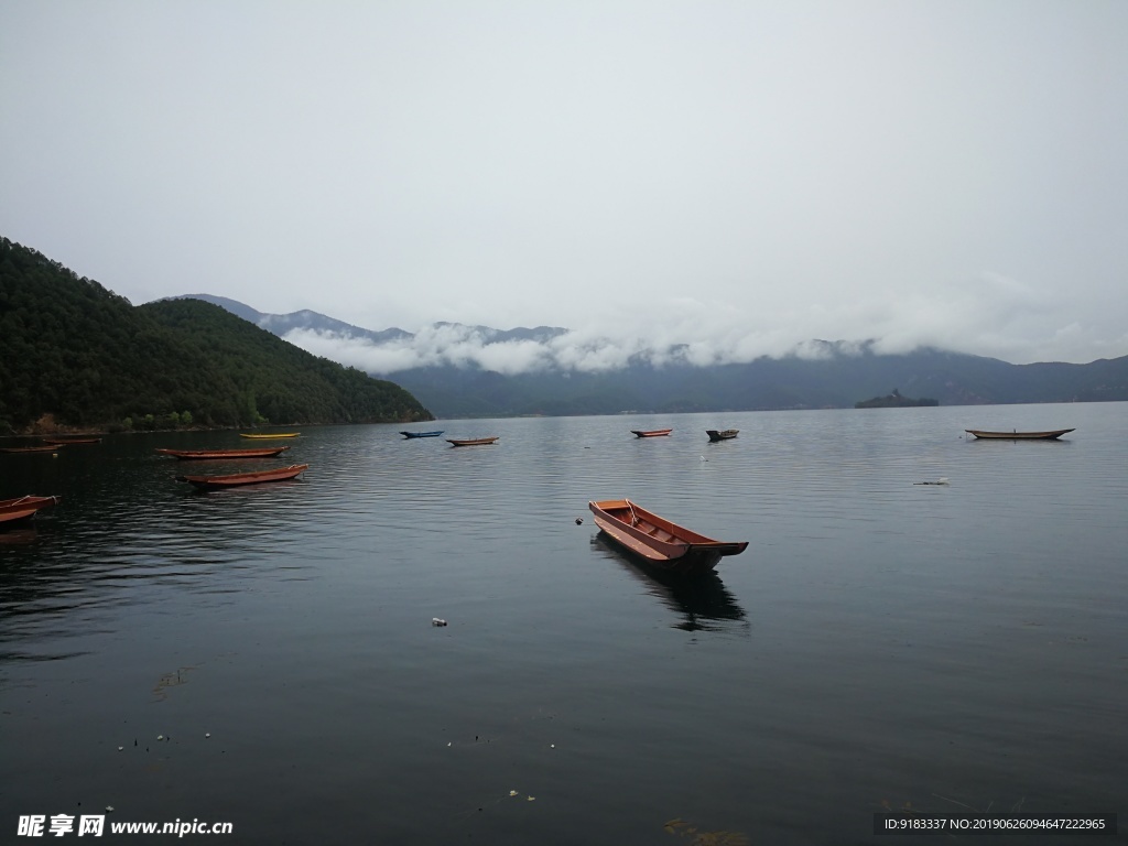 泸沽湖