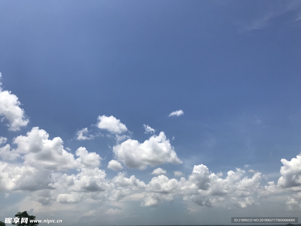 天空