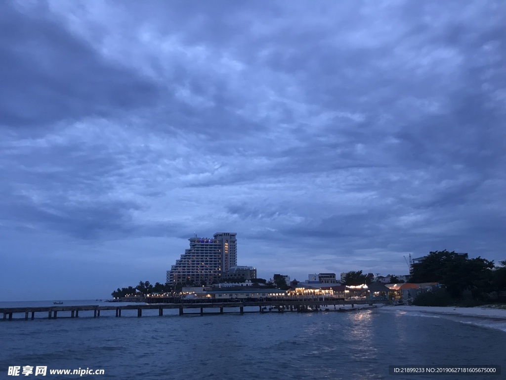 海上夜景