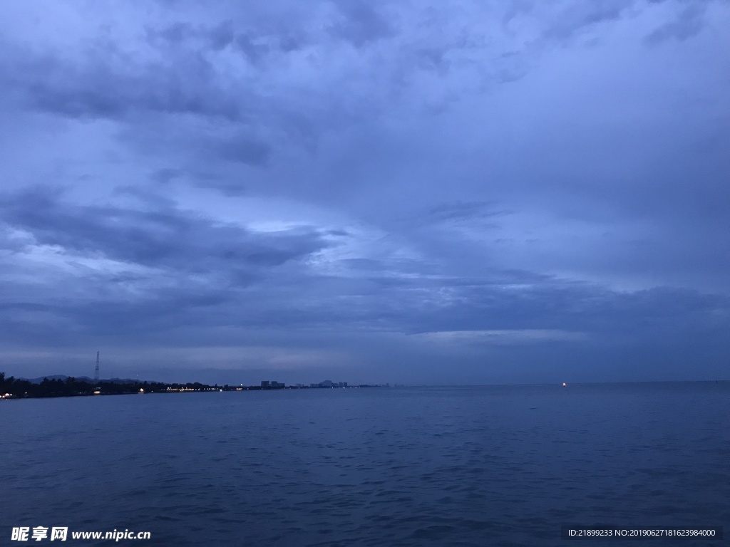 大海