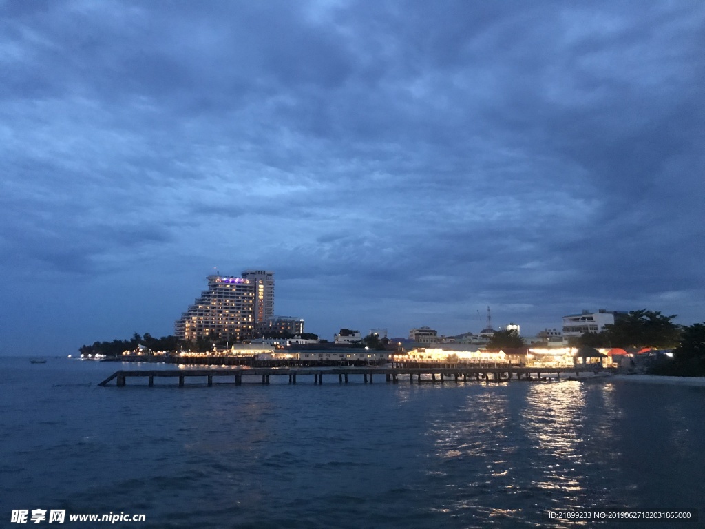 海上夜景