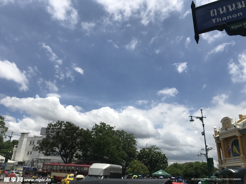 天空