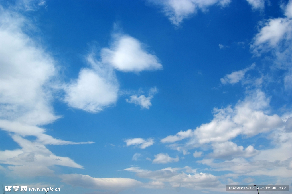 蓝天 白云