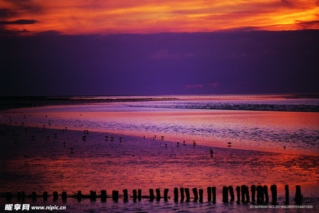蓝天 白云 晚霞