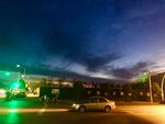 十字路口夜色灯光