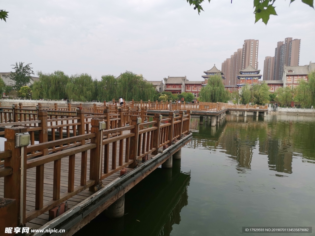 桥 小河