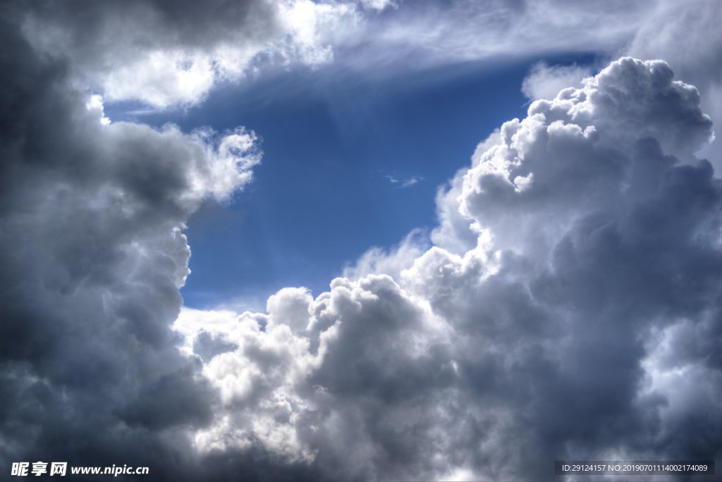 天空