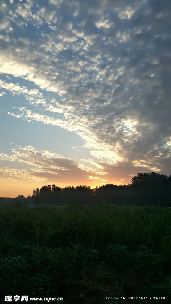 日初美景