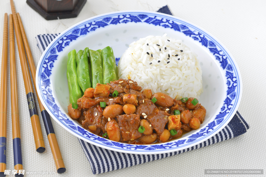 牛肉米饭