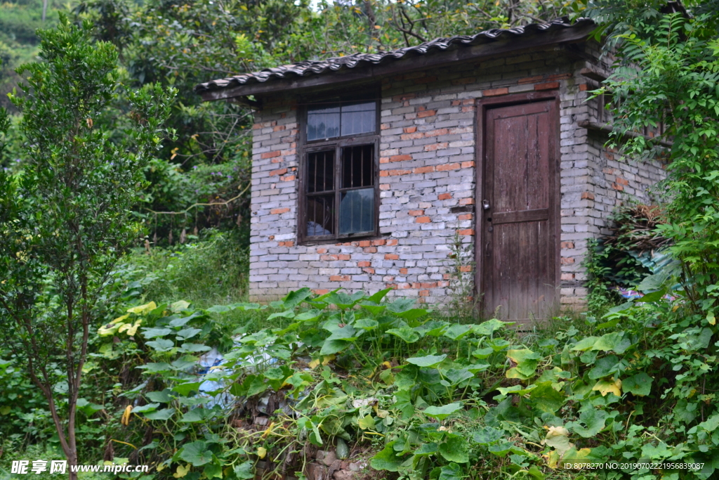 山间小屋