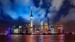 陆家嘴的上海外滩东方明珠