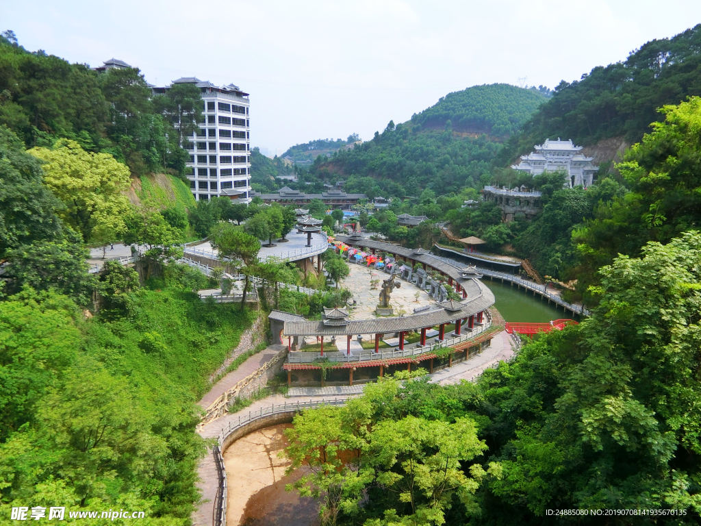 龙门水都