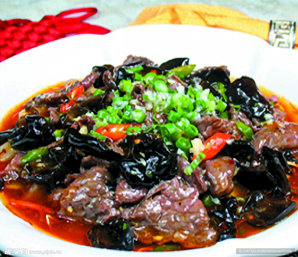 孜然辣汁煮牛仔肉