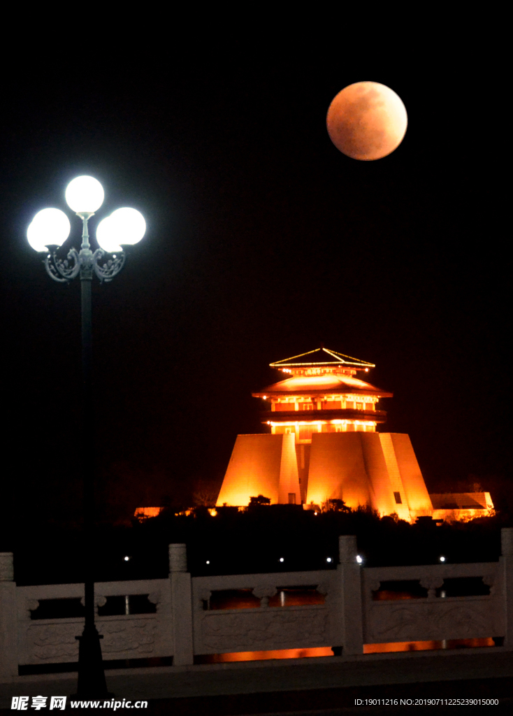 中秋城市夜景