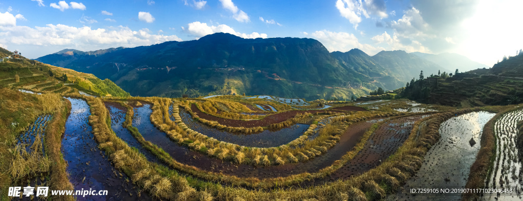 贵州黔东南月亮山梯田景点风光