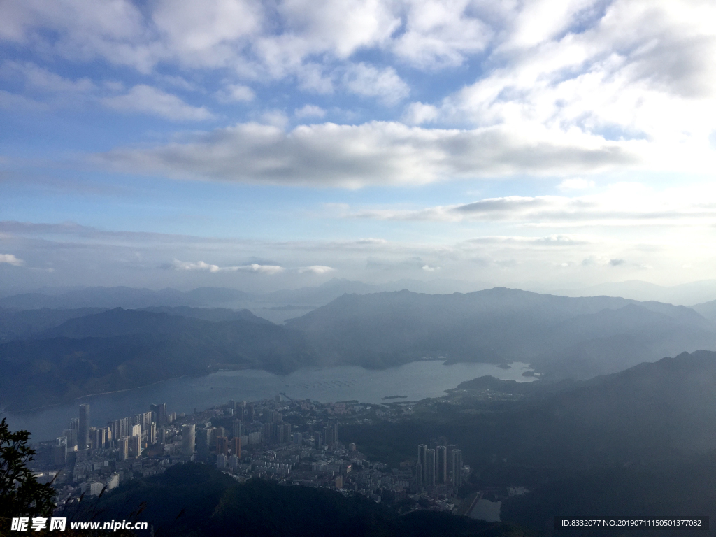 山