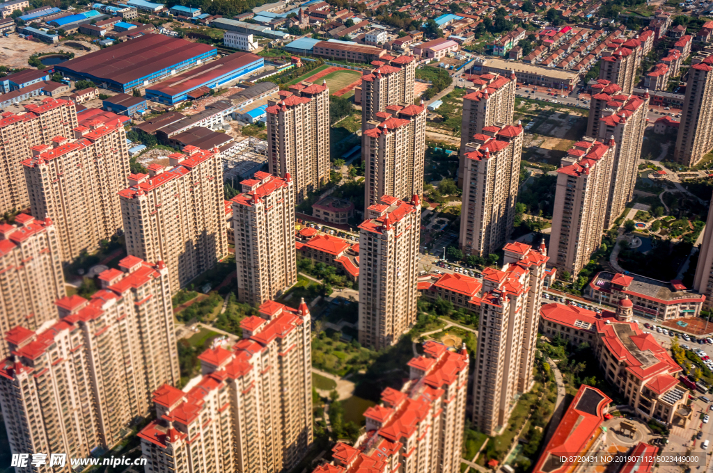 航拍青岛城市建设