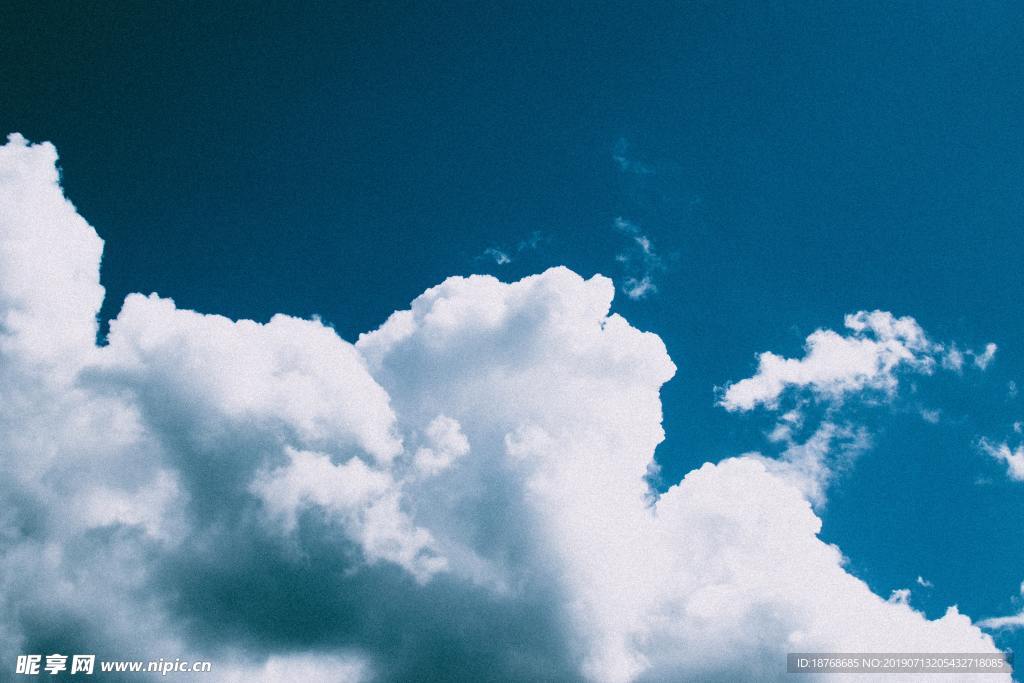 天空