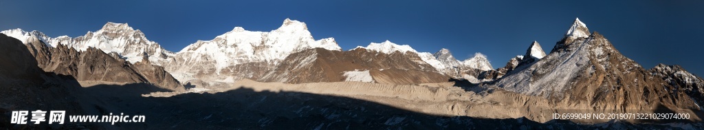雪山