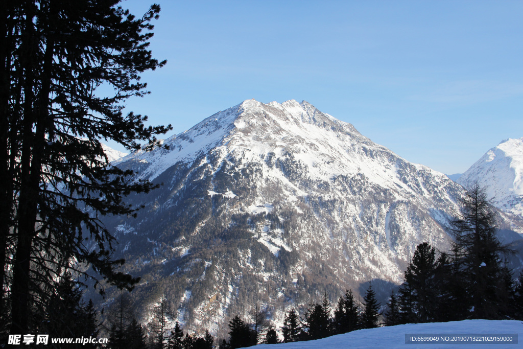 雪山