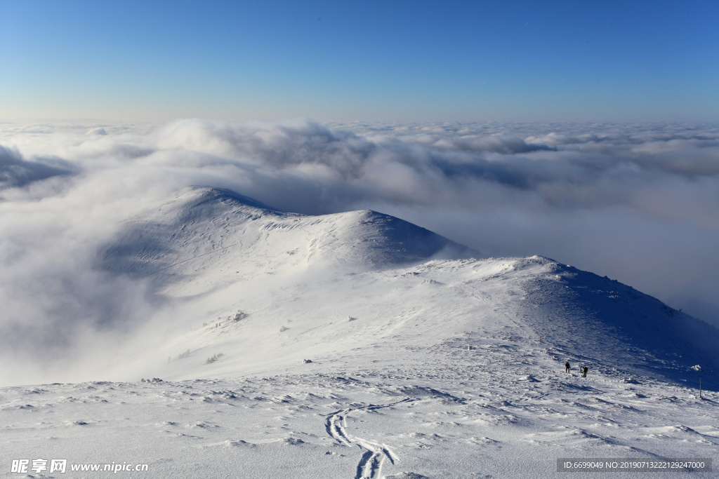 雪山