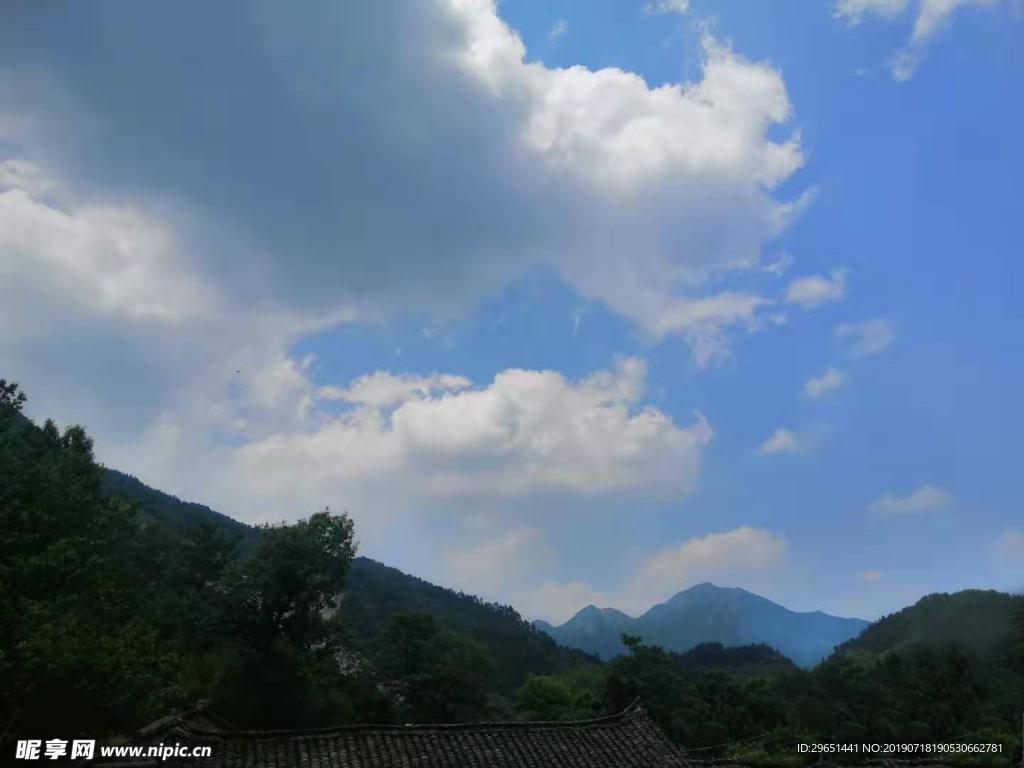 天空