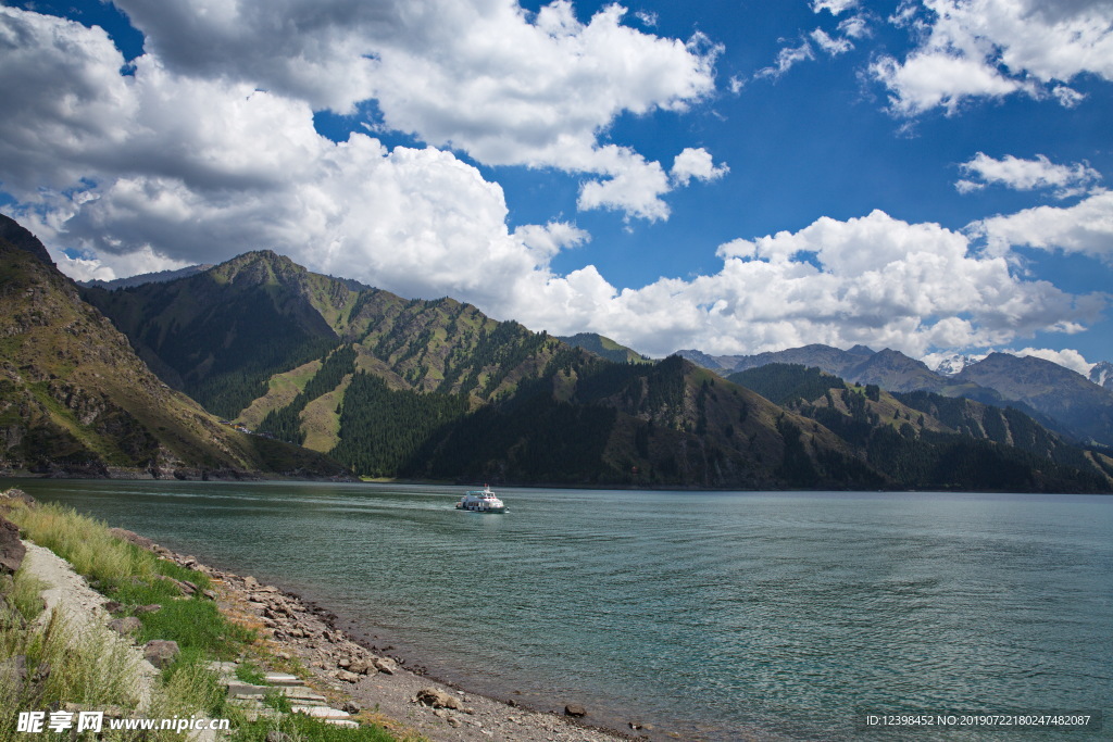 天山美景
