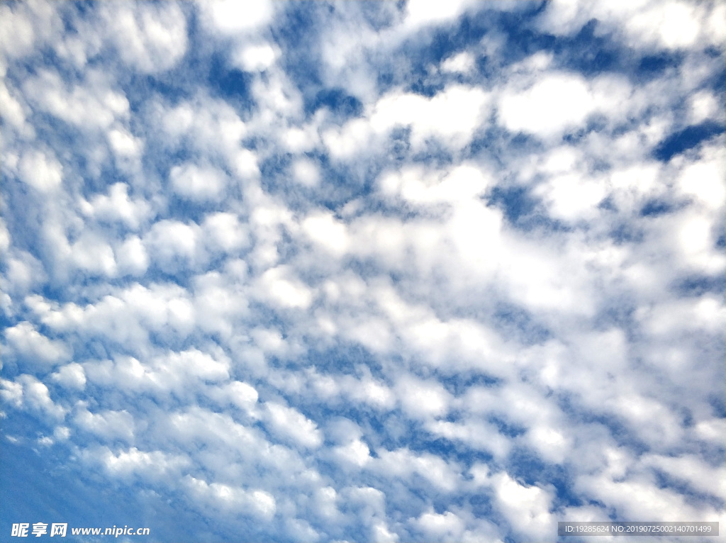 天空 蓝天白云