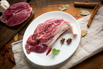 新鲜的牛肉