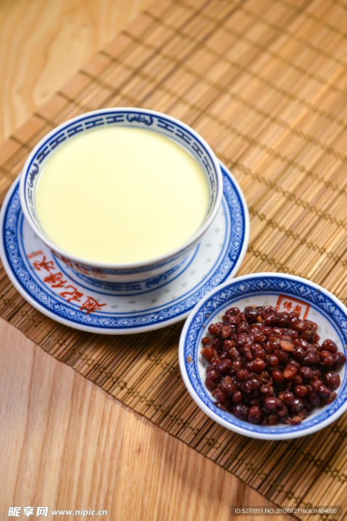 炒蛋奶加红豆