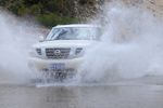 涉水越野车