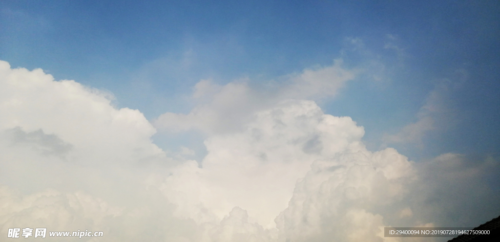 天空蓝天天空之城