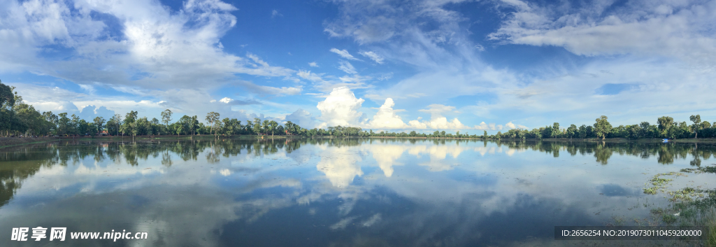 湖水夏天地平线