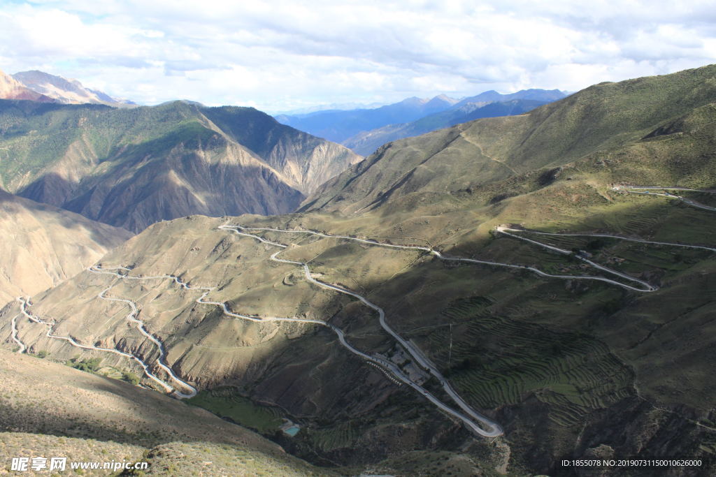 山路 天空 弯路 白云 山