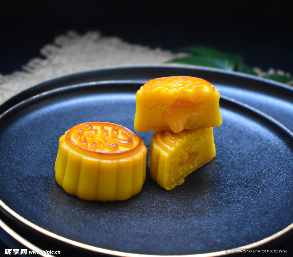 中秋流心月饼