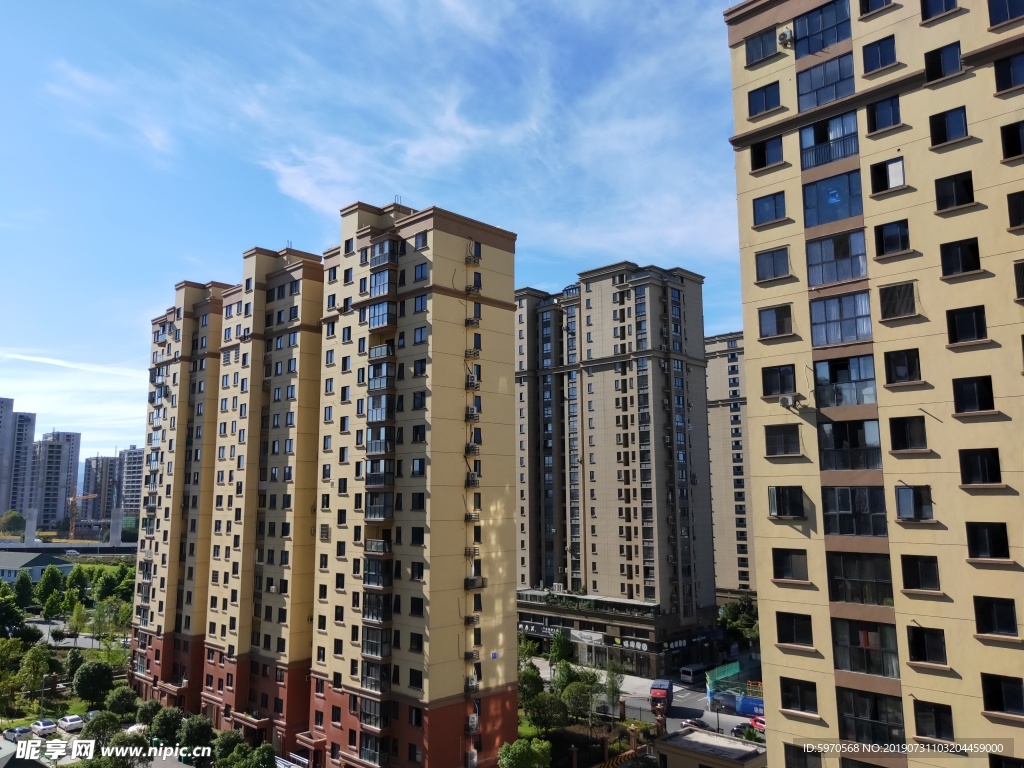 高楼 大厦