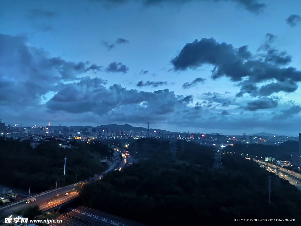 深圳雨前