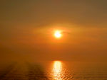大海日出