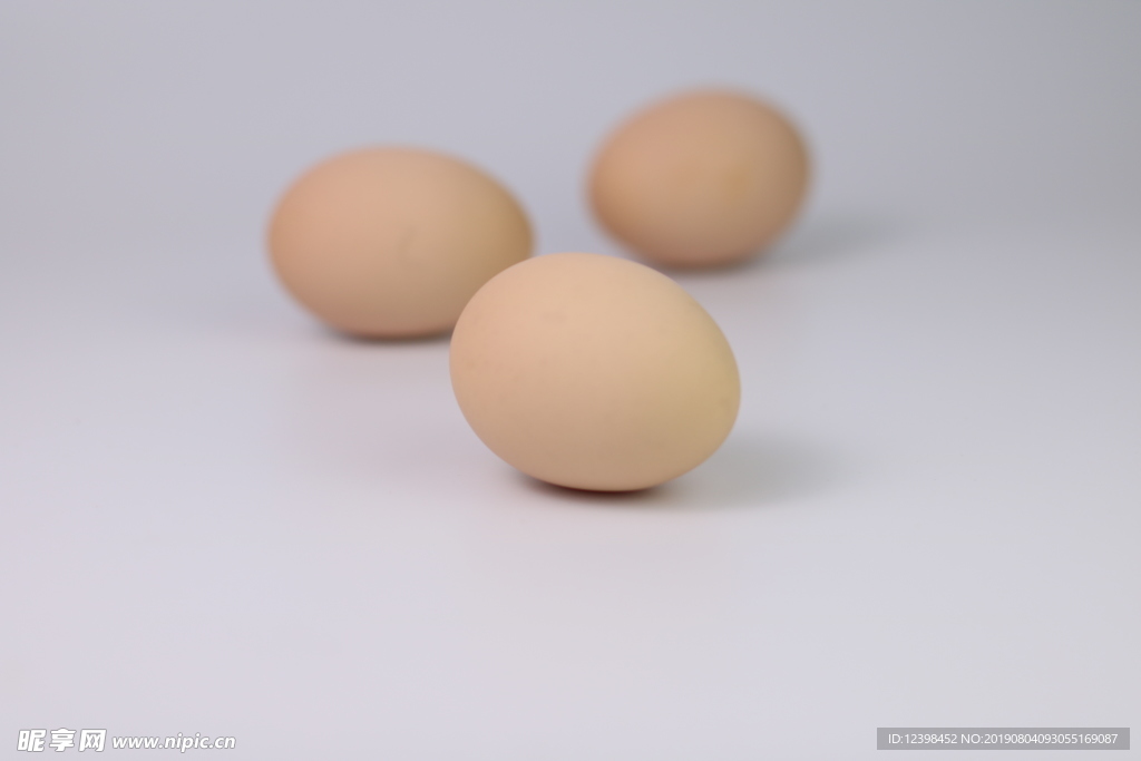 鲜鸡蛋