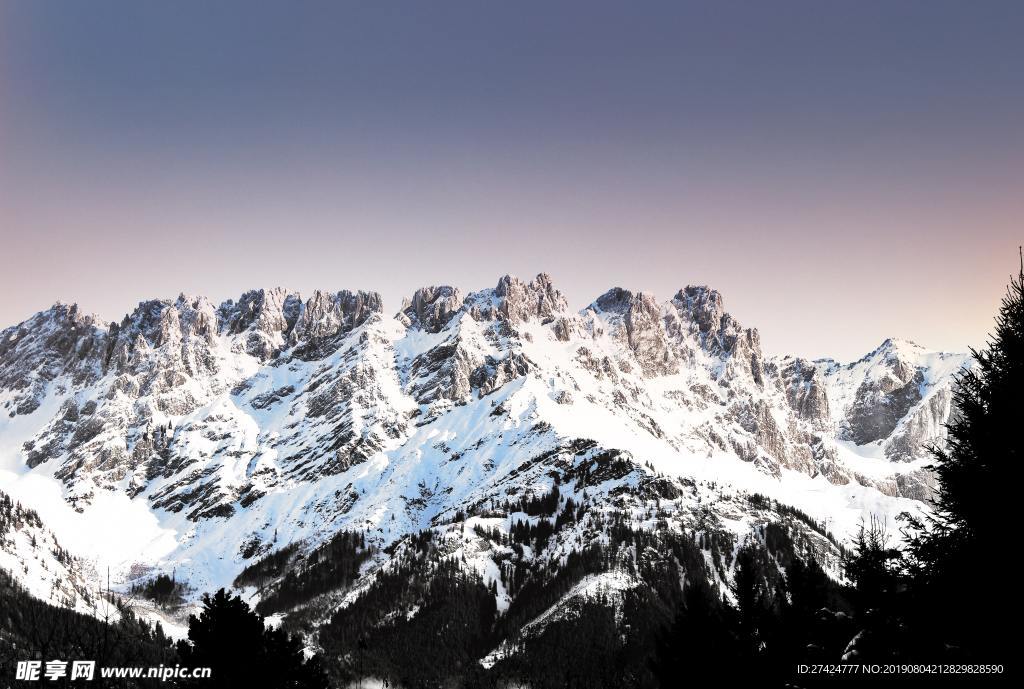 雪山夜景