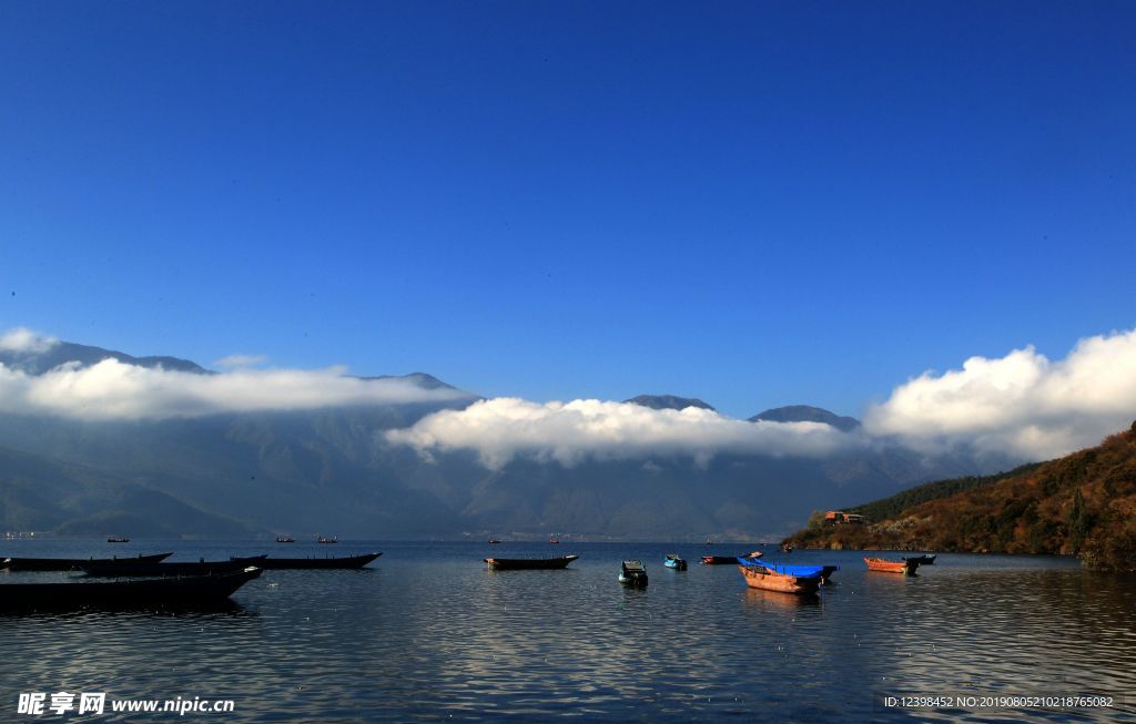 泸沽湖