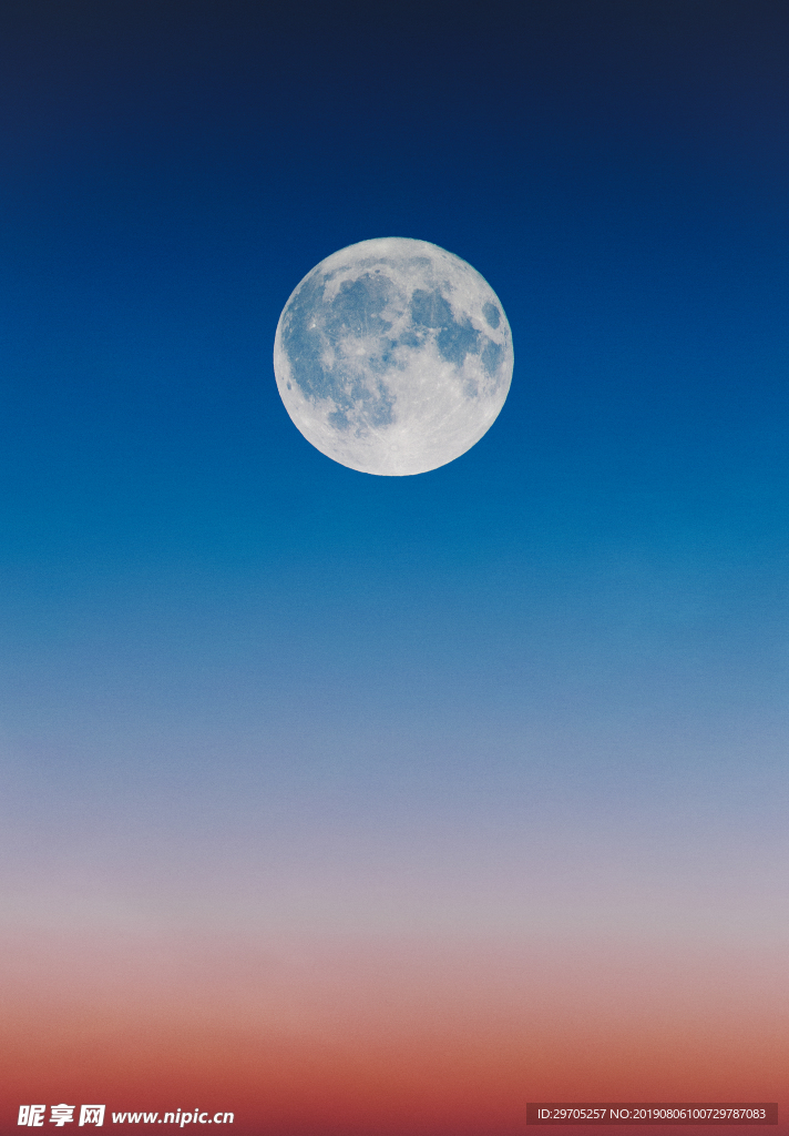 满月天空