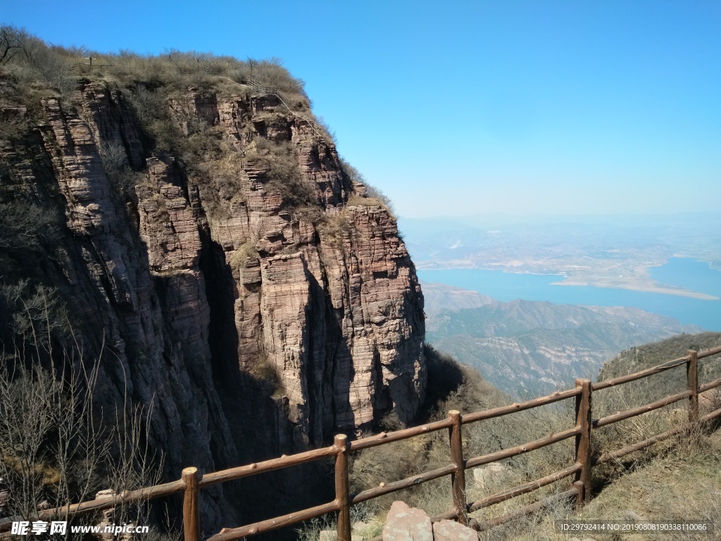 黛眉山