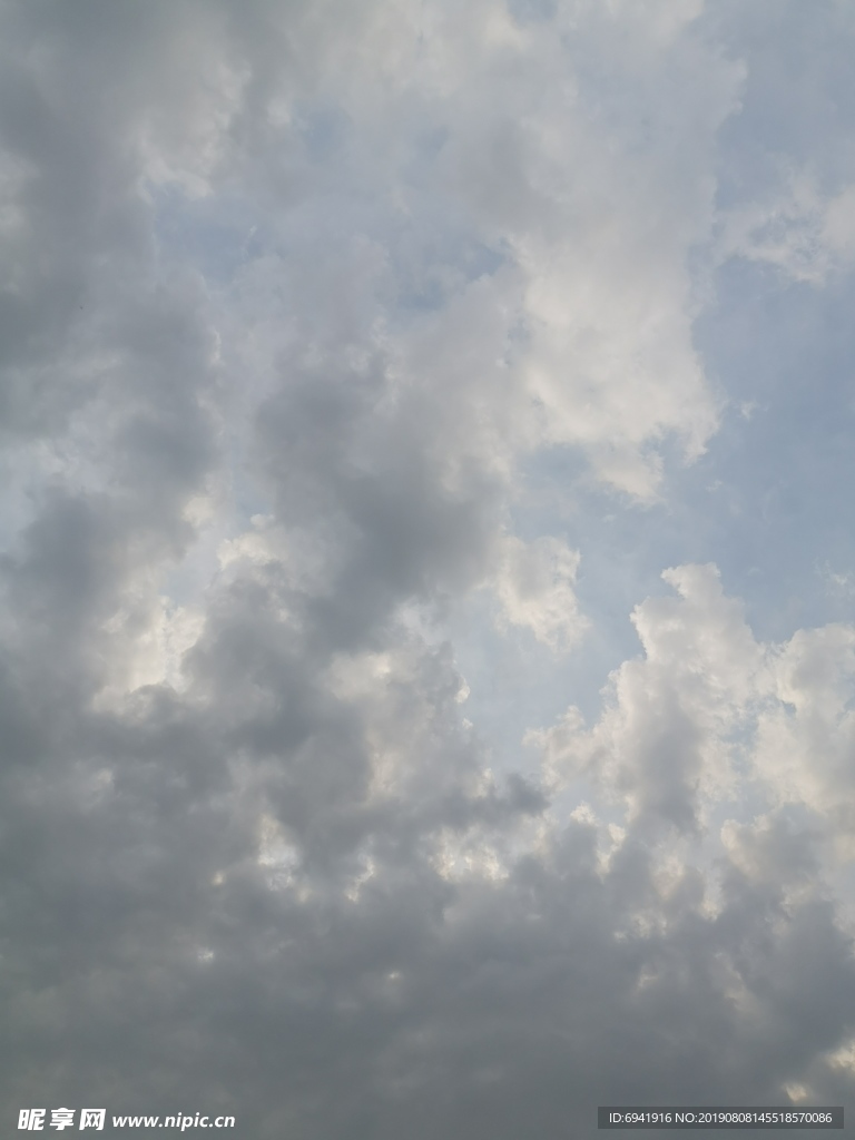 天空