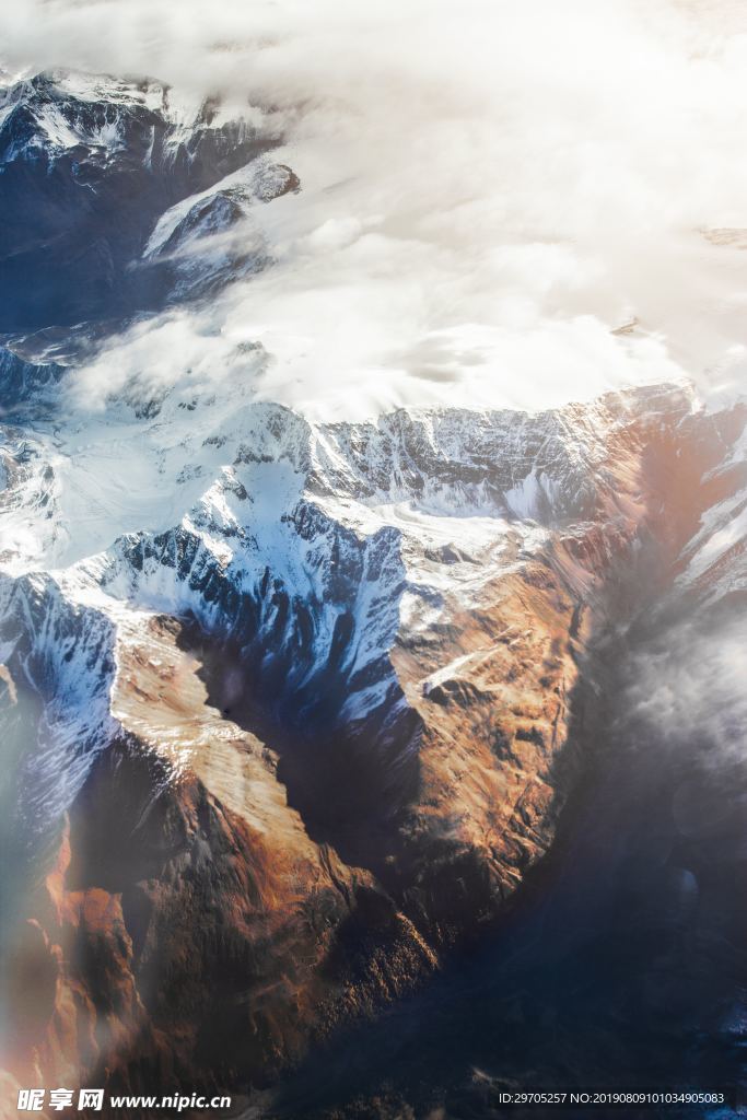 壮阔雪山